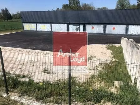 local commercial à vendre