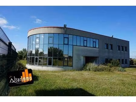 local d'activités à vendre