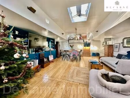 bateau logement sur la seine // gare de lyon // salon 32m2 et 3 chambres