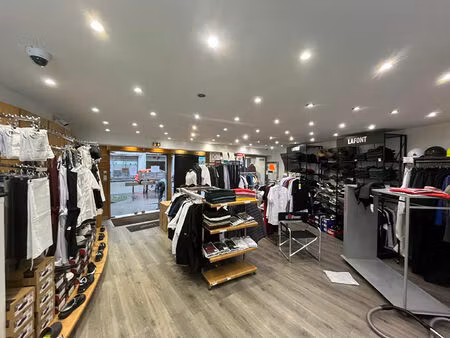 murs paris 74.21 m2