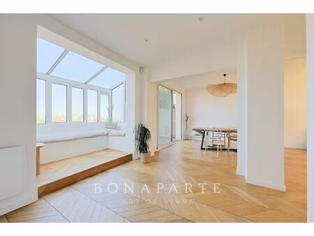 maison de luxe à vendre dans le quartier jardin parisien