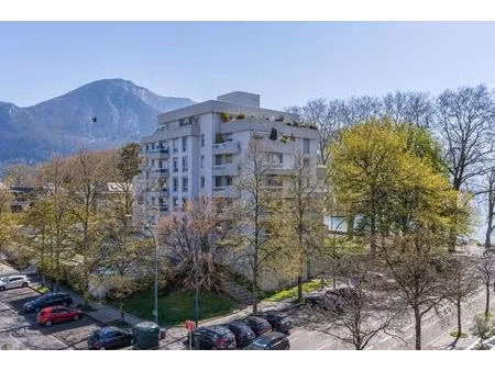 2p+c n°211 - 15 avenue d'albigny à annecy