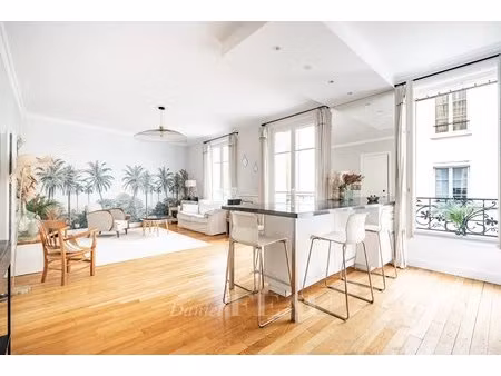 boulogne nord - villa privée - duplex inversé 5 chambres.