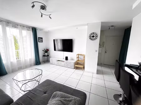 appartement t3 avec loggia  cave et parking - saint-martin-