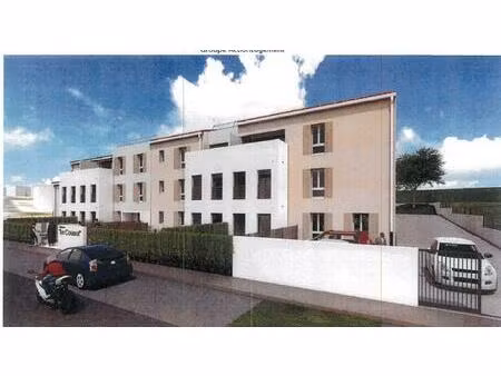 t2 avec terrasse et jardin dans résidence neuve à servian