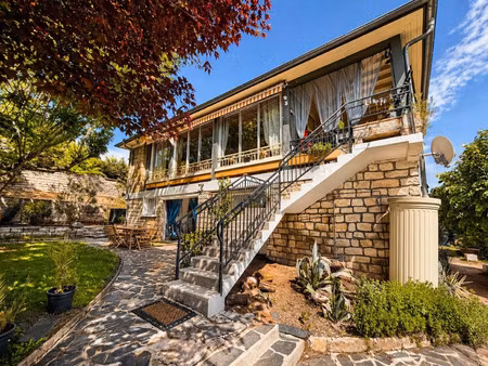 vente maison 9 pièces 258 m² brive-la-gaillarde (19100)