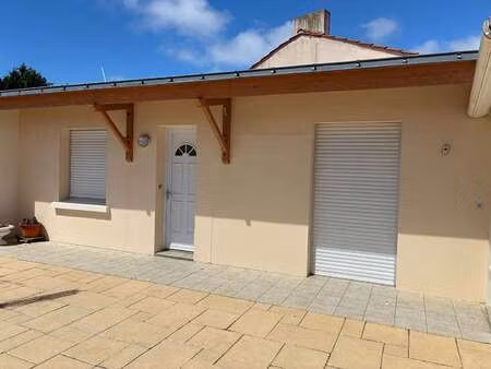 vente maison à saint-gilles-croix-de-vie (85800) : à vendre / 102m² saint-gilles-croix-de-