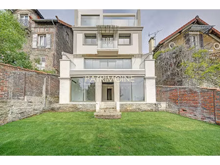 maison suresnes 7 pièce(s) 205 m2