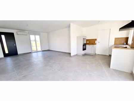 a 5 mn d'evreux saint sébastien pavillon neuf f5 avec presta