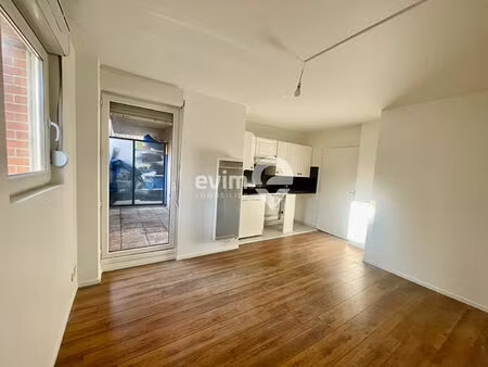 2 pièces + terrasse + parking ? à saisir rapidement !