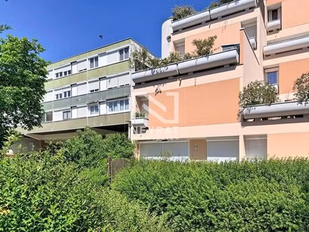 studio lumineux en plein cœur de quétigny