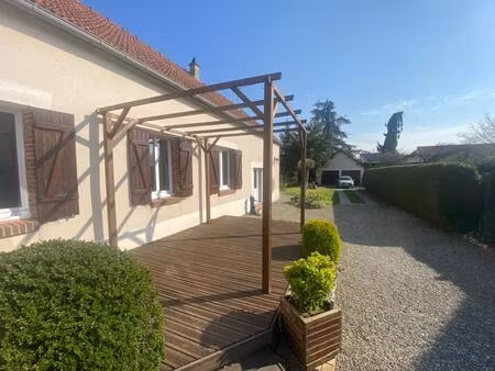 maison de charme avec jardin et double garage