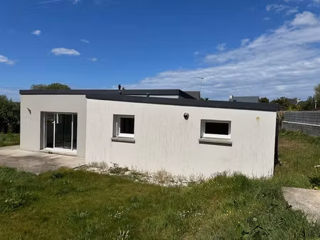 maison récente de plain pied