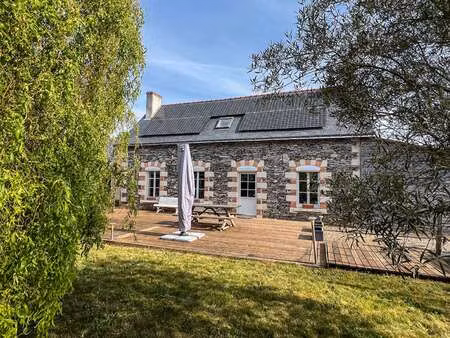 vente maison à verrières-en-anjou (49480) : à vendre / 197m² verrières-en-anjou