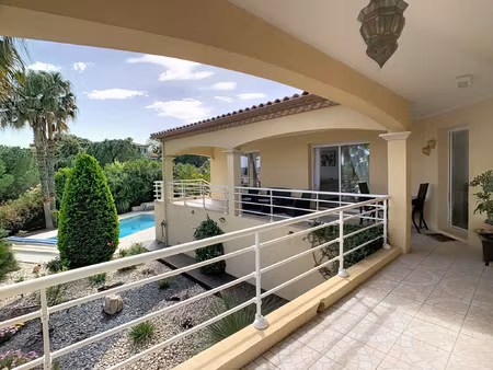 a juvignac villa de plain pied de 240 m2 - piscine garage-un