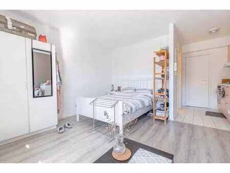 studio étudiant - petit immeuble idéal pour investissement