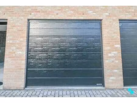 recente dubbele garagebox te huur in houthulst