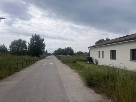 terrain constructible viabilisé à vendre
