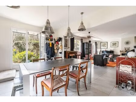 maison de luxe à vendre dans le quartier bellevue