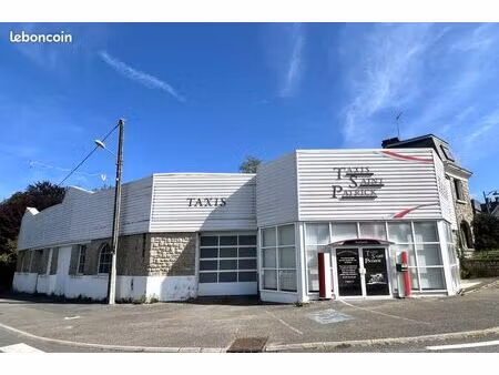 immeuble 11 pièces 630 m²