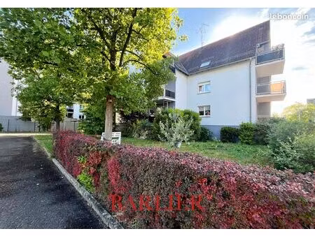 parking/box 1 pièce 13 m²