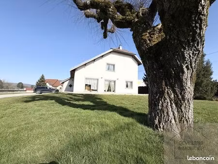 maison 4 pièces 197 m²