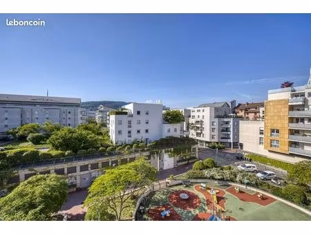 appartement 2 pièces 57 m²