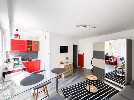 studio 1 pièce 26 m²