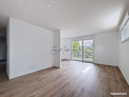 appartement 3 pièces 65 m²