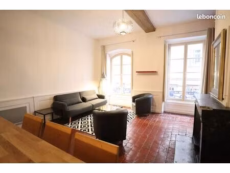 appartement 1 pièce 48 m²
