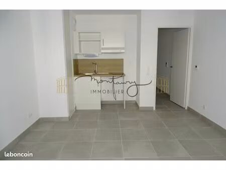 studio 1 pièce 24 m²