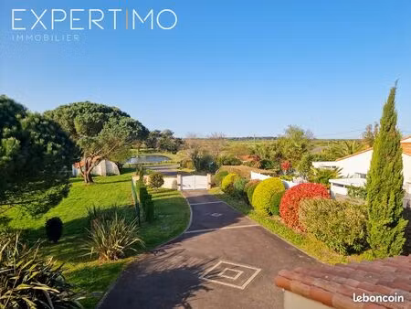 villa 7 pièces 155 m²