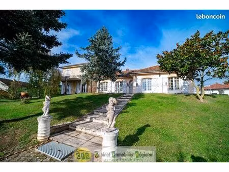 villa 5 pièces 189 m²