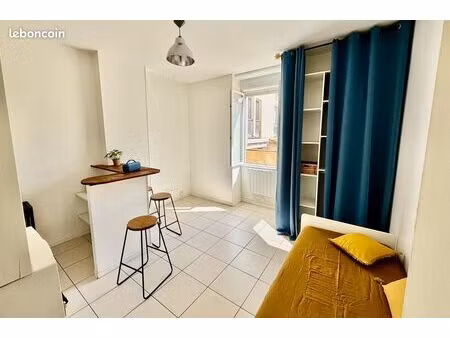 joli studio lyon 6ème quartier bellecombe