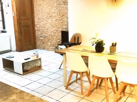 a louer appartement 3 pièces bois d'oingt centre