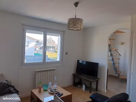 appartement t3 viriat 52m2