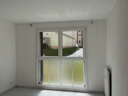 appartement f3 de 55 m² libre immédiatement - 1h de paris
