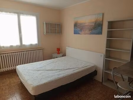 loue chambre/studette. entrée indépendante