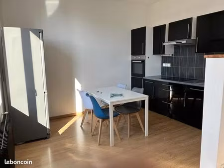 steenwerck  duplex t3 meublé