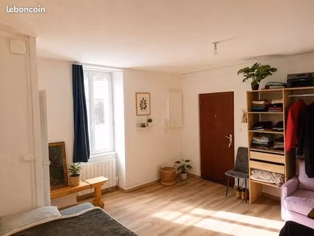 studio rez de chaussée renové