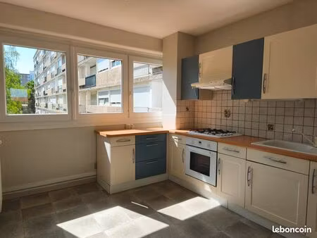 appartement t2 42m²