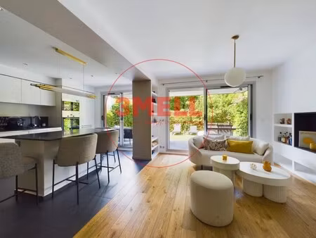 appartement de luxe à vendre dans le quartier ile de la jatte-parc d'orléans