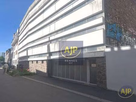 vente garage et parking à rennes gare (35000) : à vendre / 12m² rennes gare