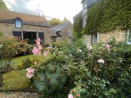 vente maison à dinan (22100) : à vendre / 480m² dinan