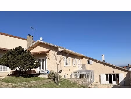 maison 7 pièces - 252 m²