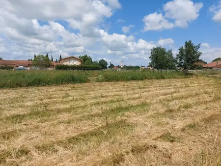 vente terrain 690 m² à bérat (31370)  68 900 €
