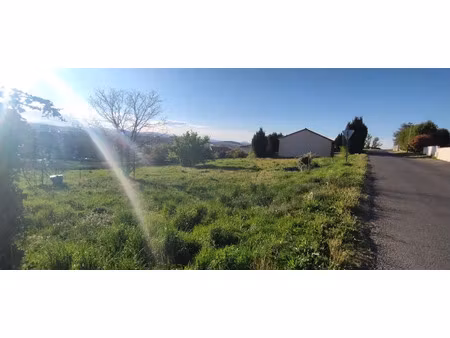 vente terrain 705 m² à vezezoux (43390)  50 000 €