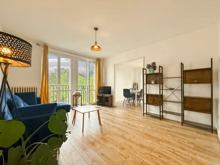 appartement 4 pièces  proche collège montaigne - entre les