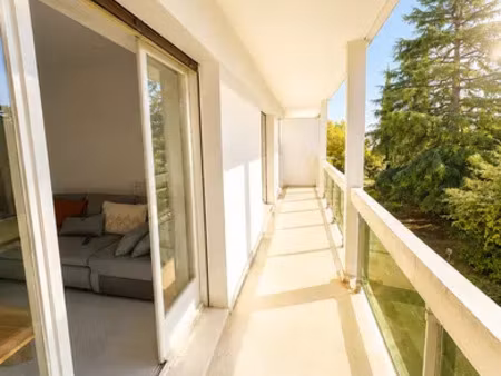 appartement à hyères (83400)