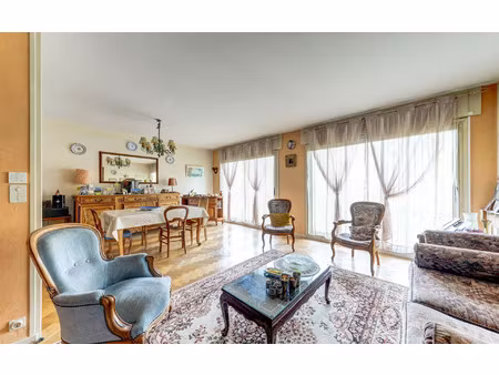 appartement lyon 8 121 m² t-5 à vendre  425 000 €